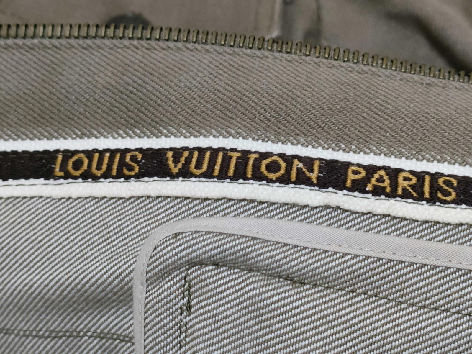 Louis Vuitton Ensemble