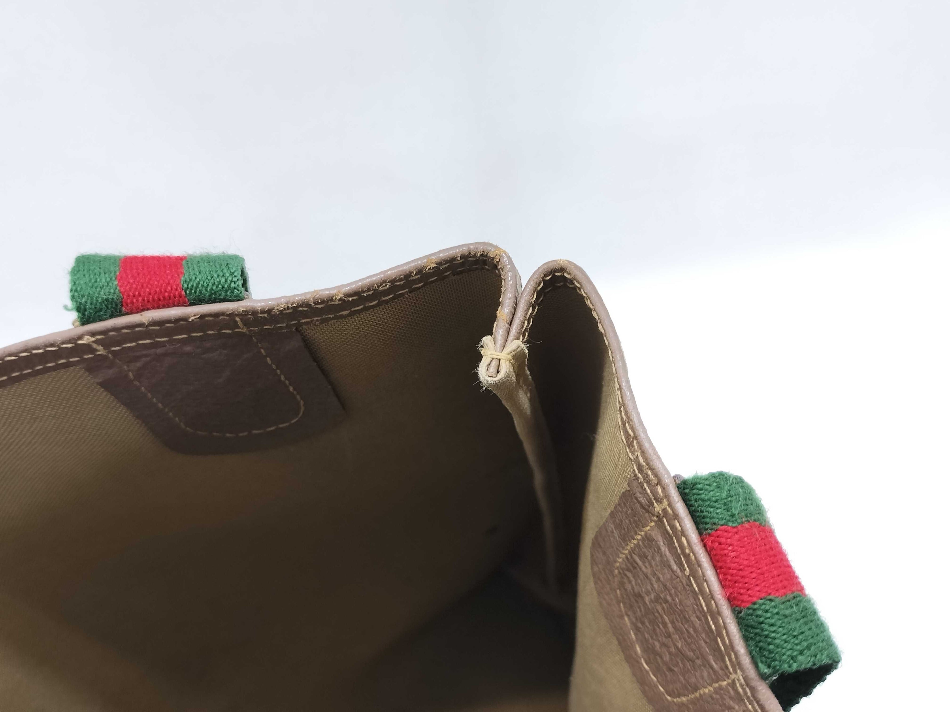 Gucci GG Supreme Canvas Tote Bag with Sherry Web Handles & Lock Detail