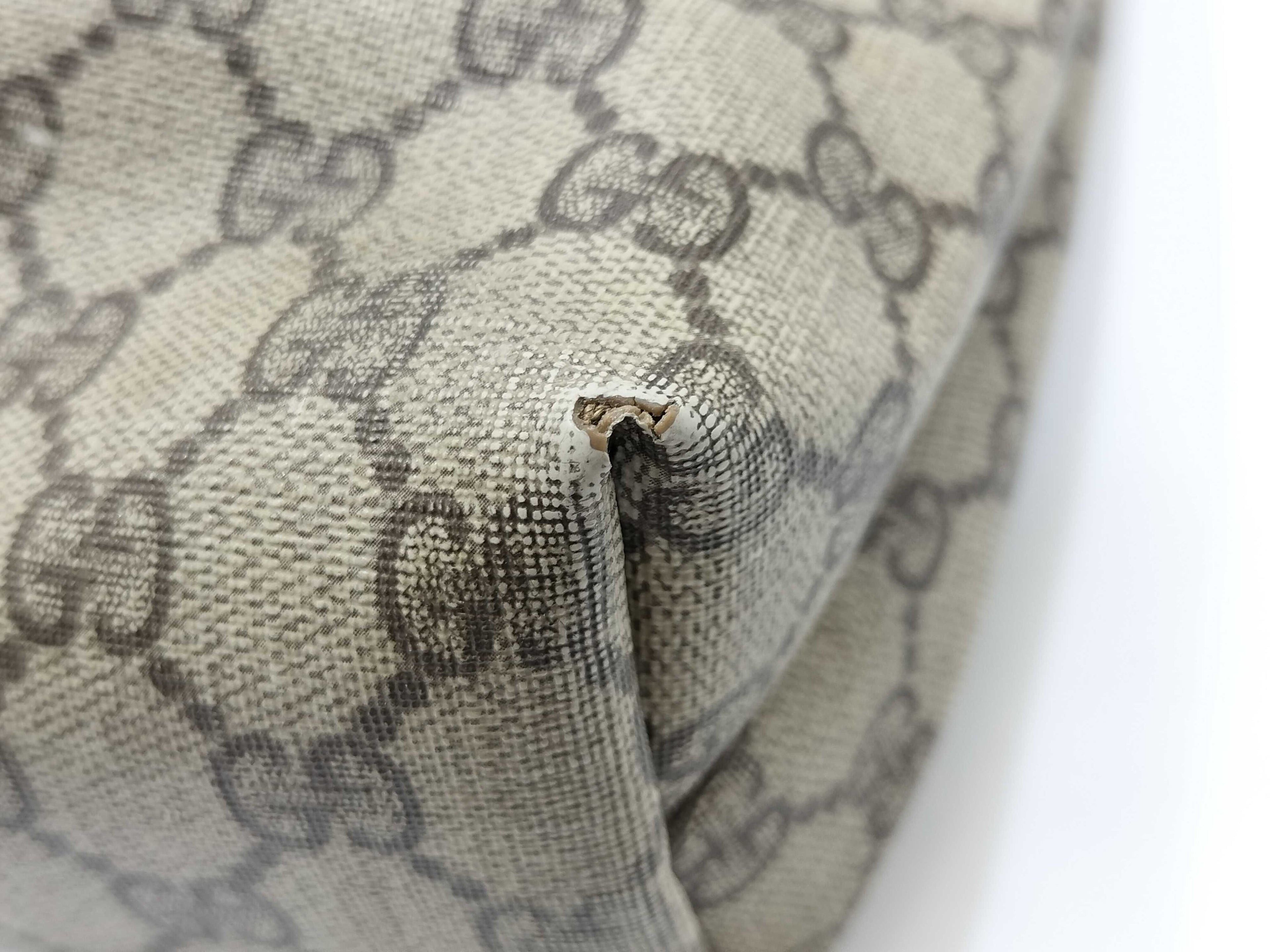 Gucci GG Supreme Canvas Tote Bag with Sherry Web Handles & Lock Detail