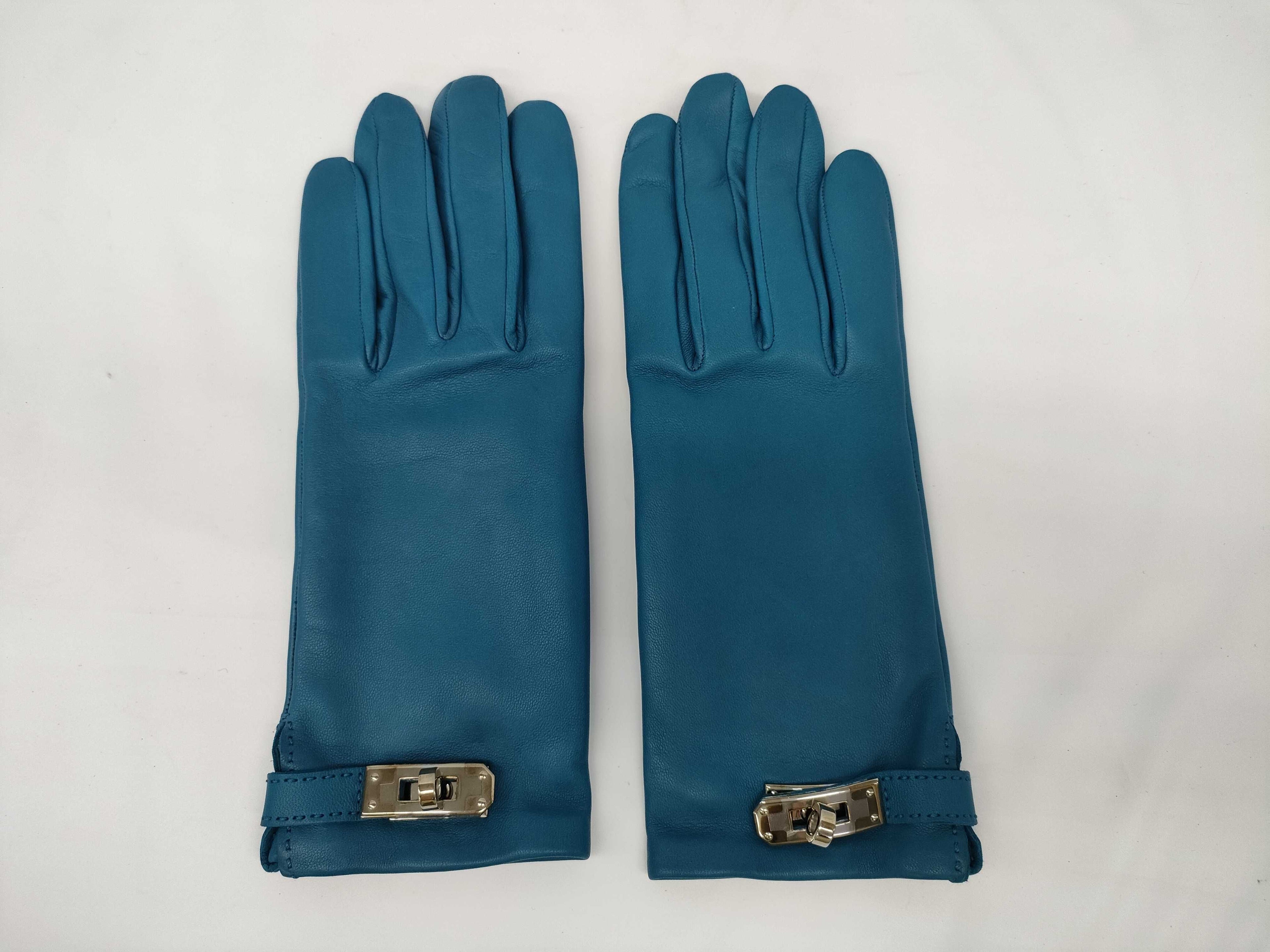 Hermès Kelly Charm Lambskin Leather Gloves – Silver Hardware