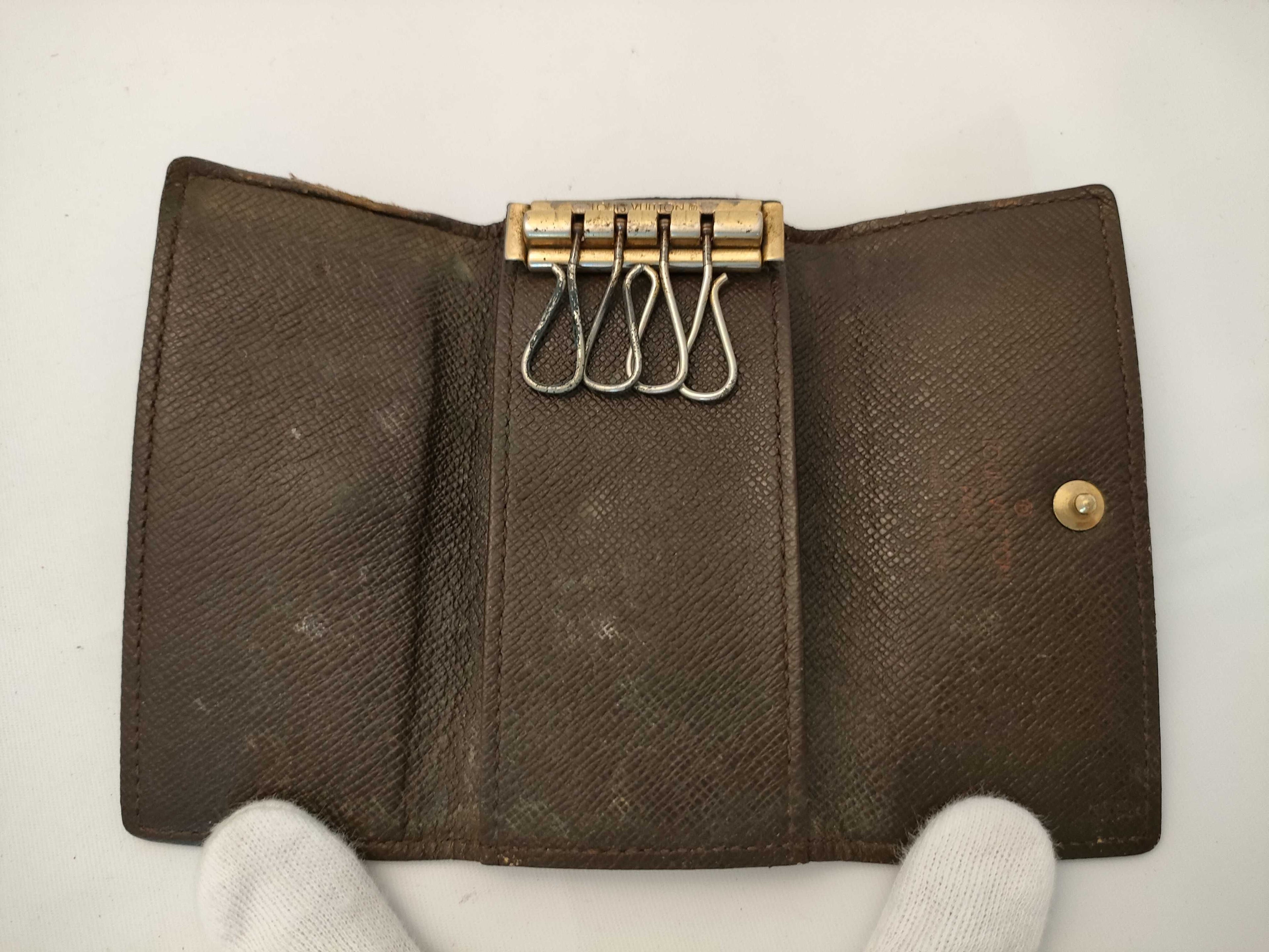 Louis Vuitton Epi Leather 4-Piece Wallet & Key Case Bundle