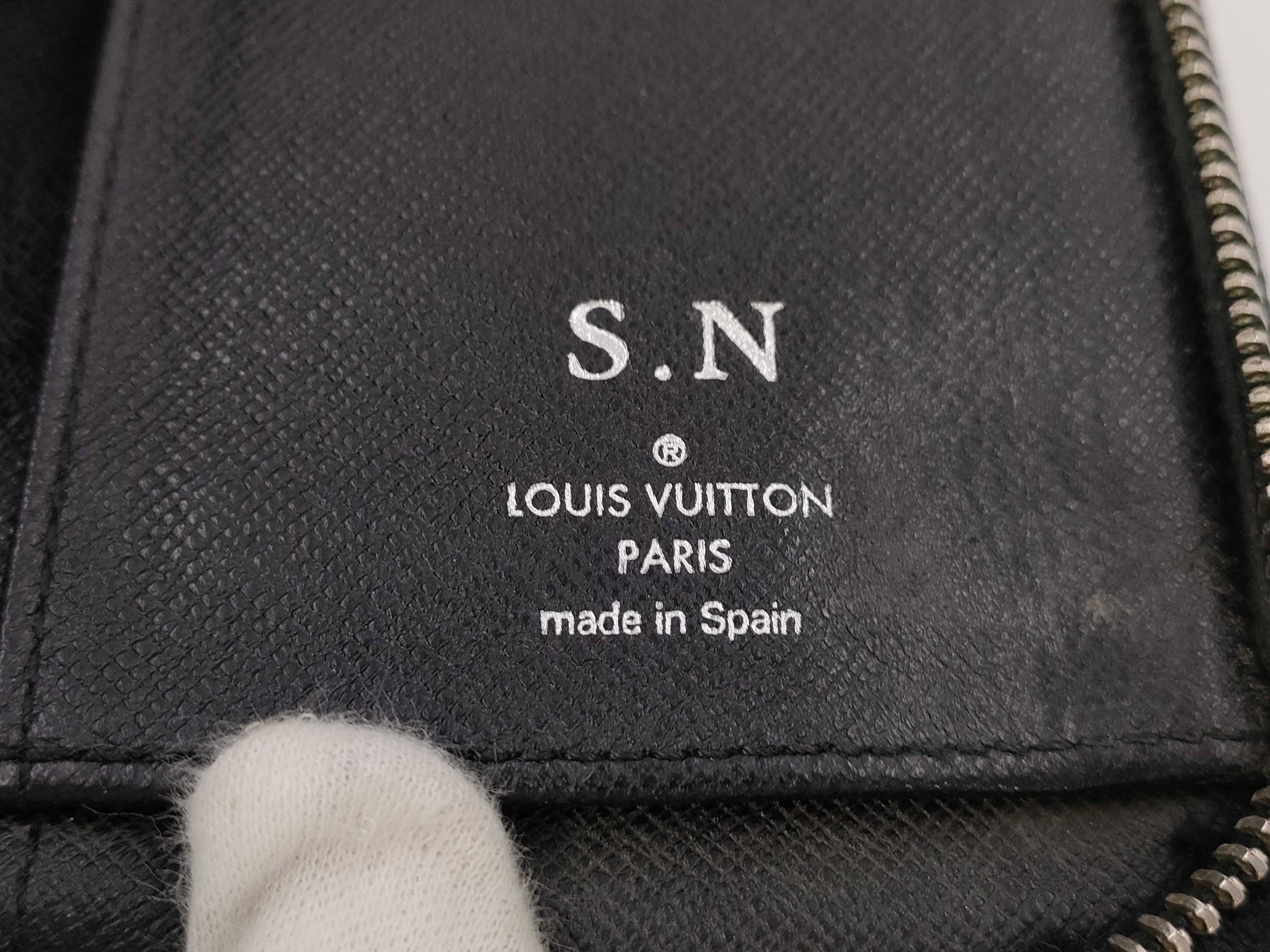 Louis Vuitton 2-Piece Wallet Set