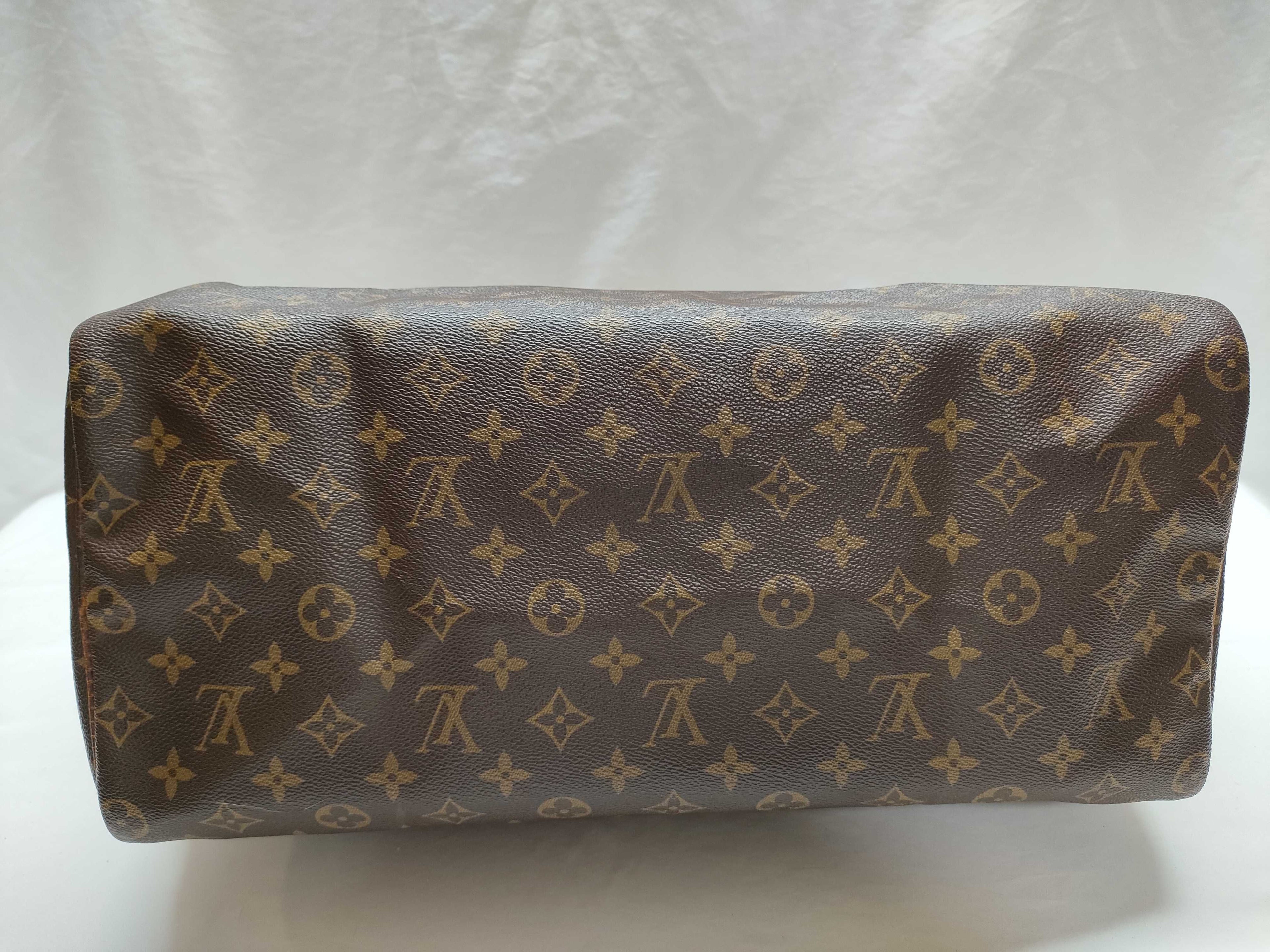 Louis Vuitton Monogram Speedy 40 Bag (M41106)