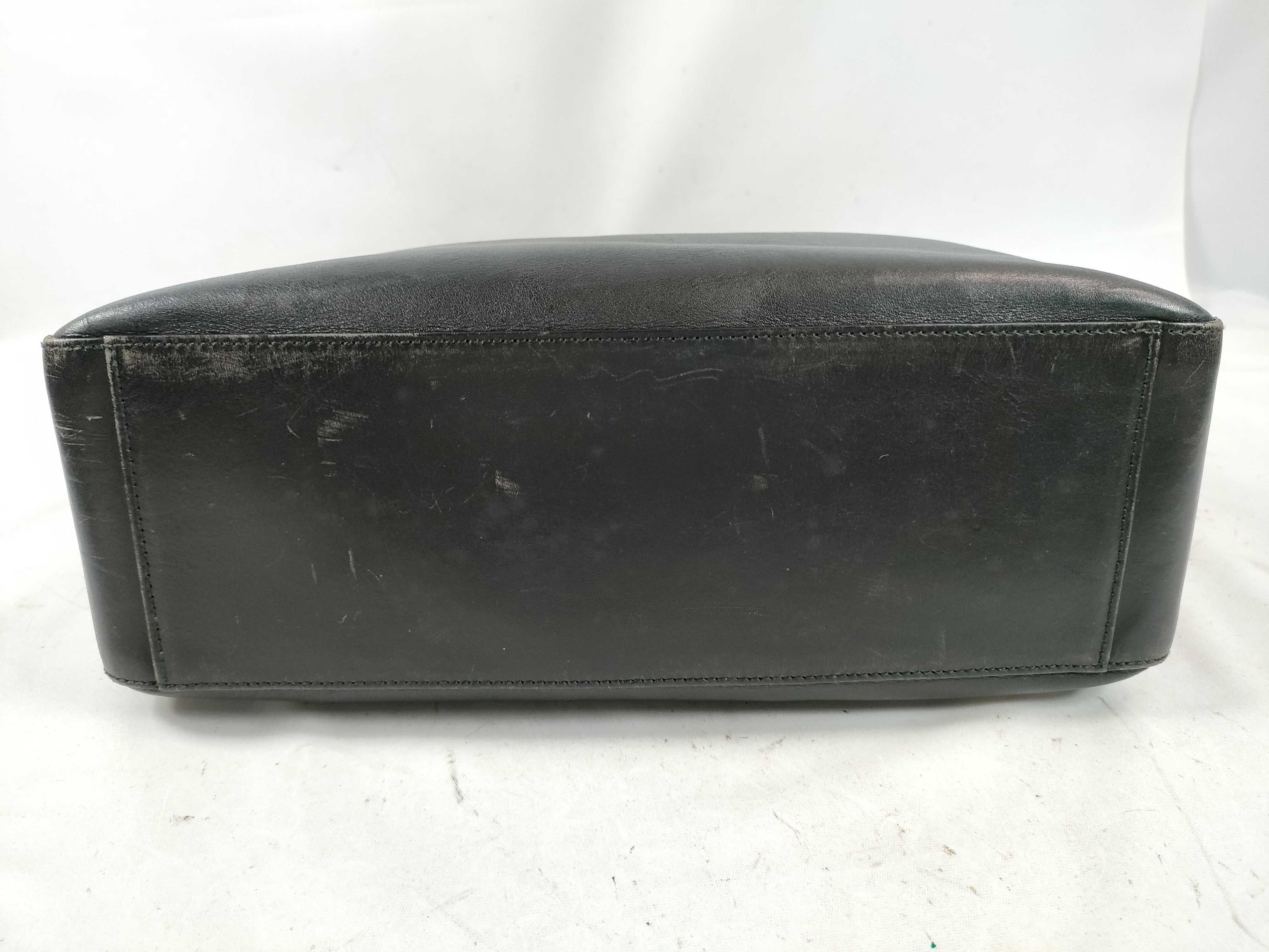 Gucci Leather Shoulder Bag
