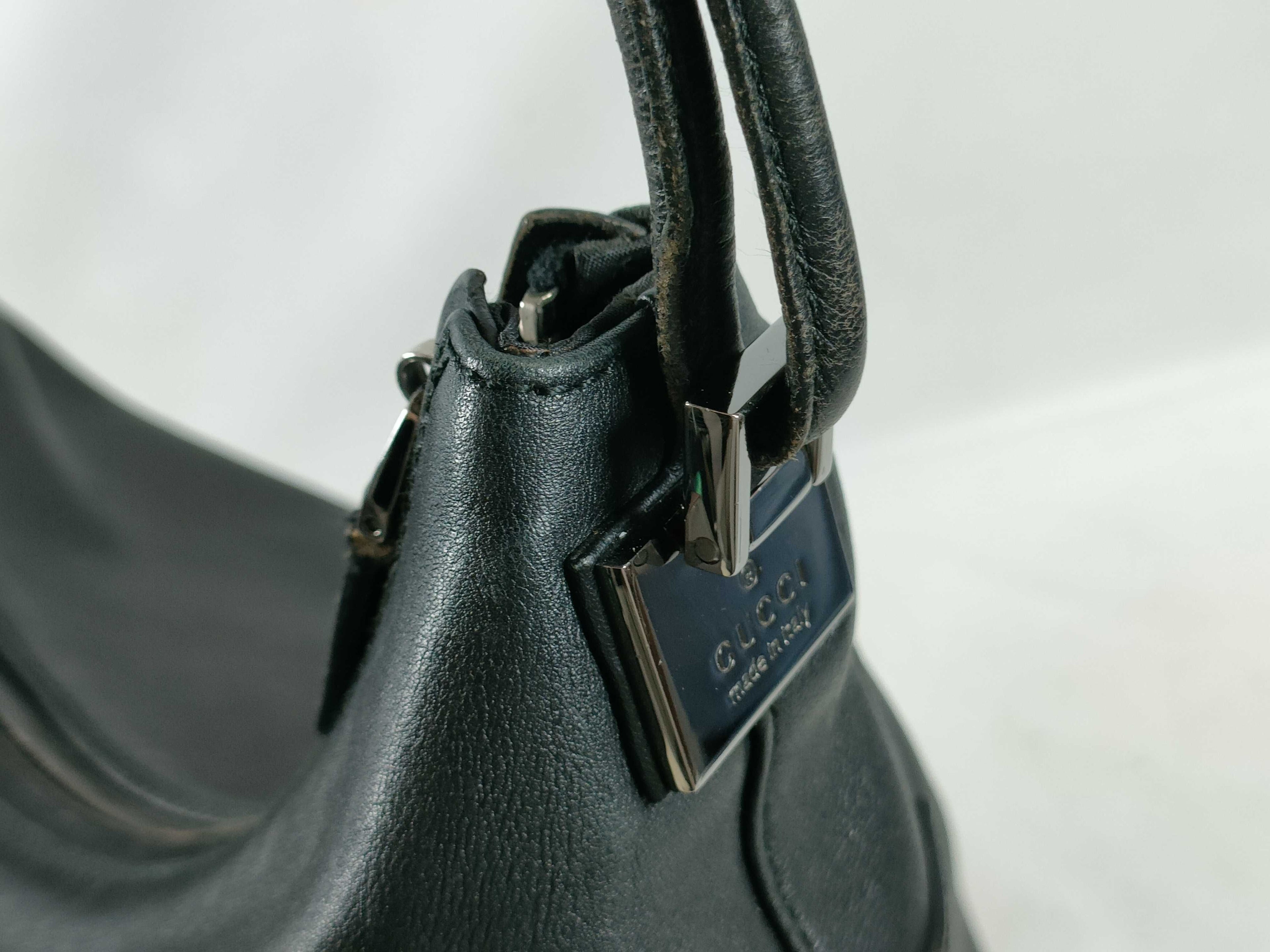 Gucci Leather Shoulder Bag