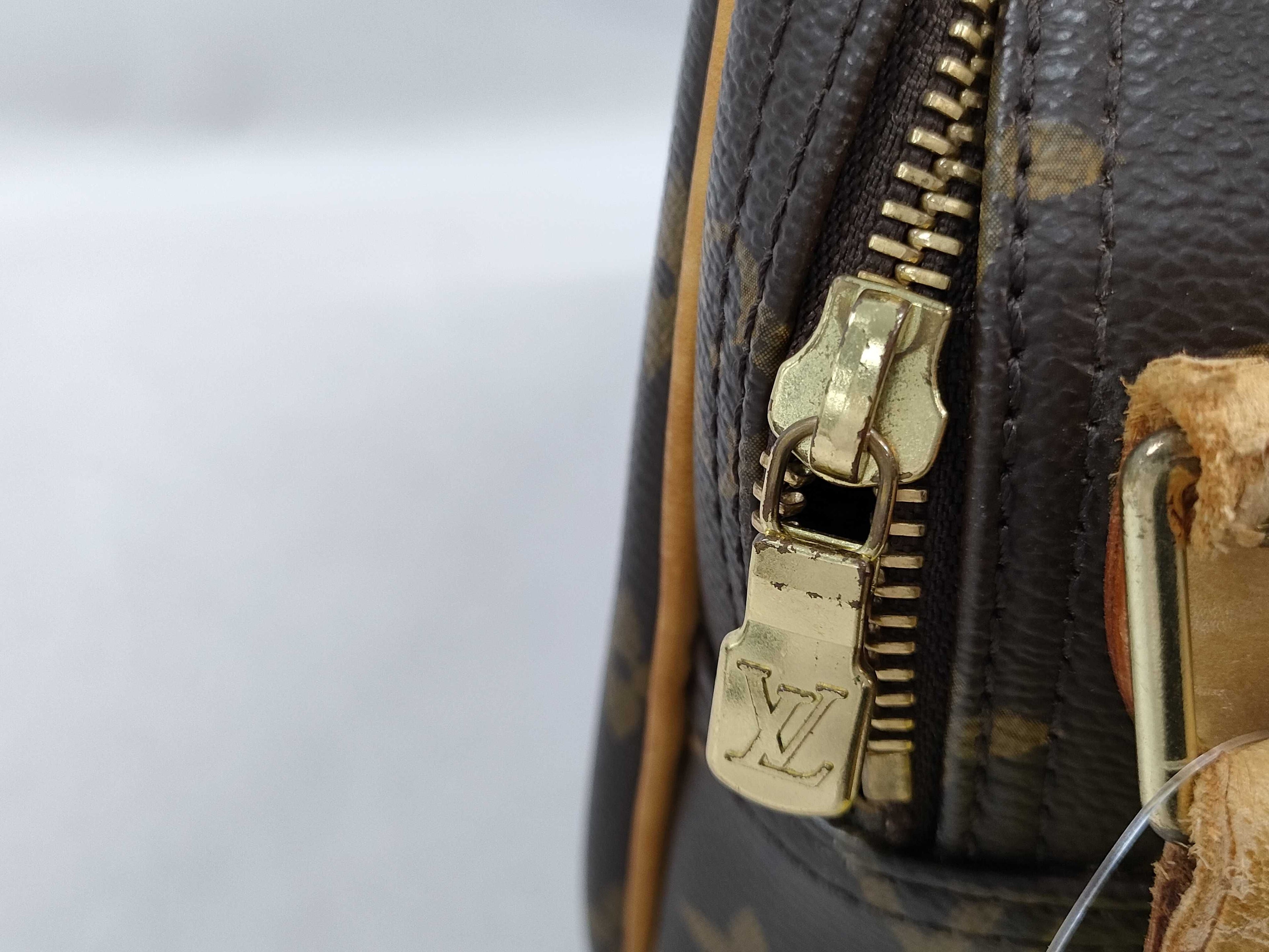 Louis Vuitton Monogram Reporter PM Shoulder Bag (M45254)