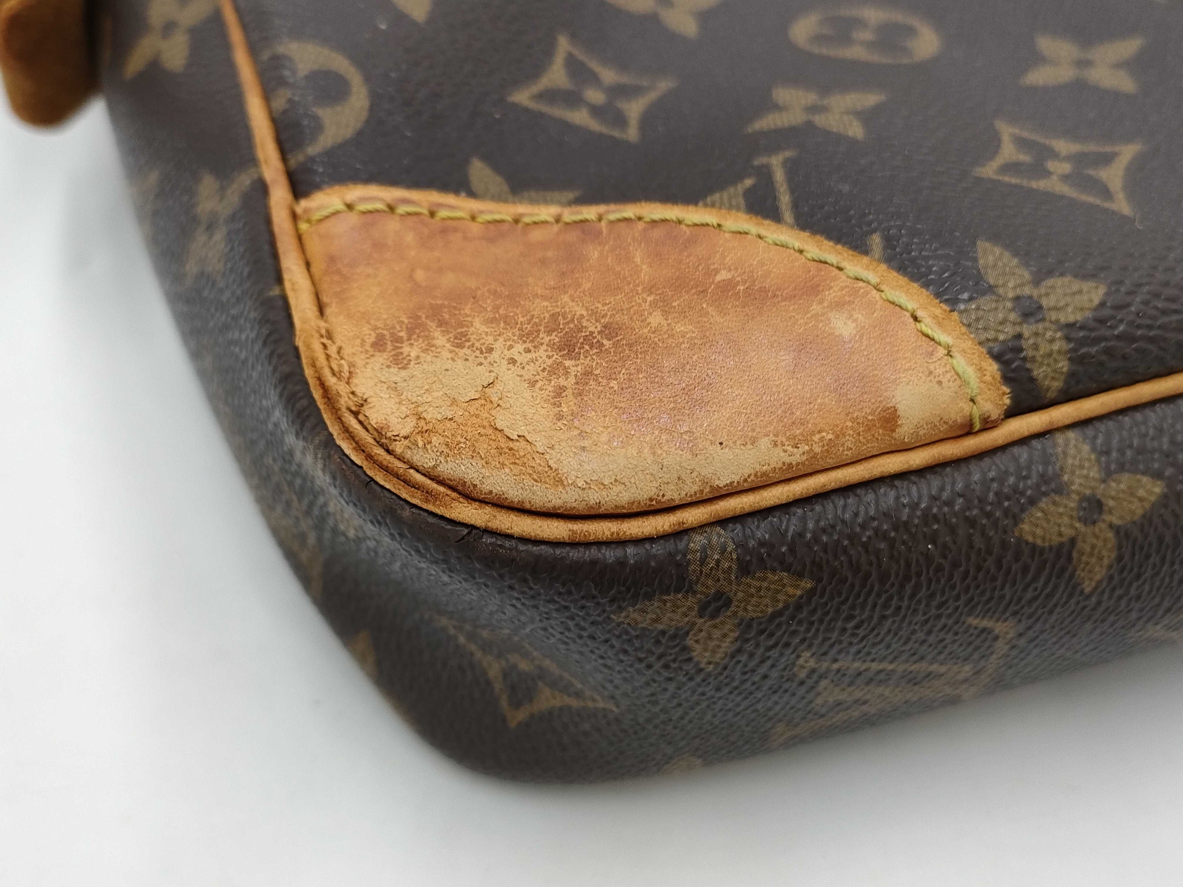 Louis Vuitton Monogram Porte-Documents Voyage Briefcase (M40226)