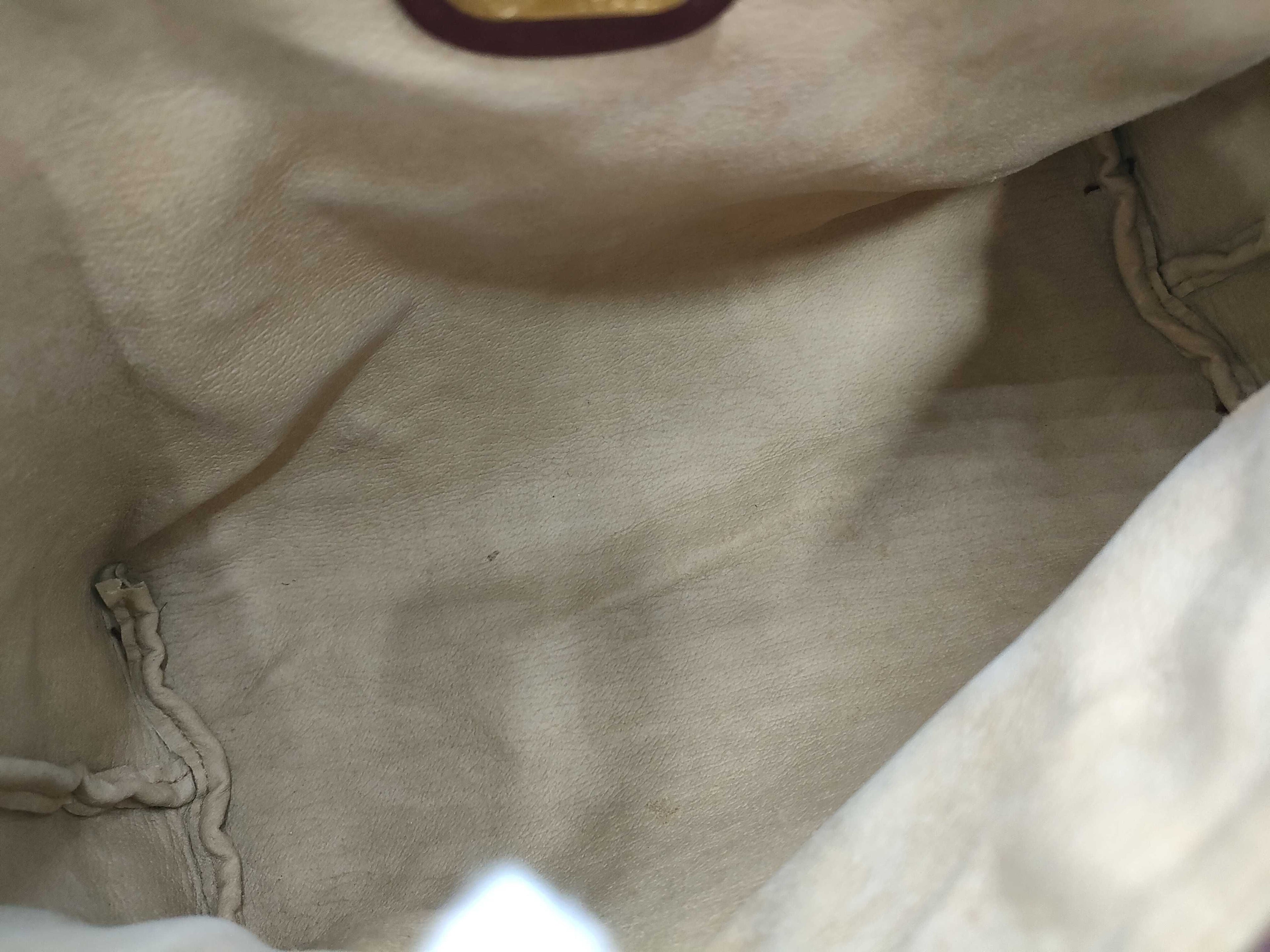Gucci GG Supreme Monogram Clutch