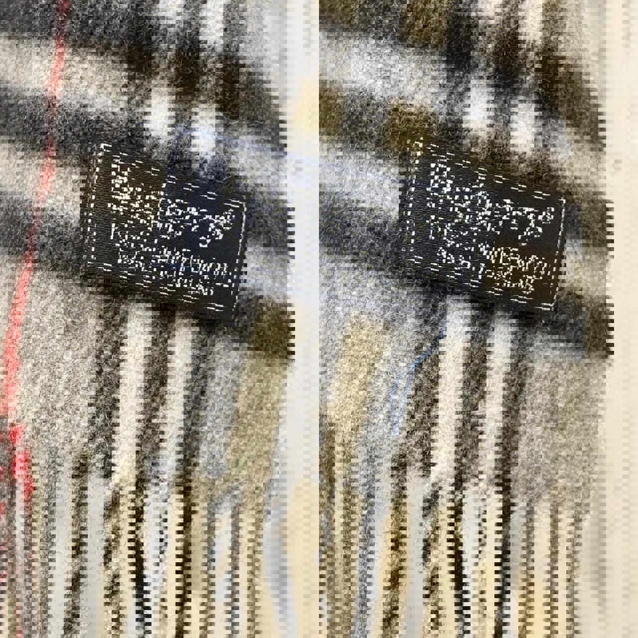 Burberry 100% Lambswool Noa Check Scarf