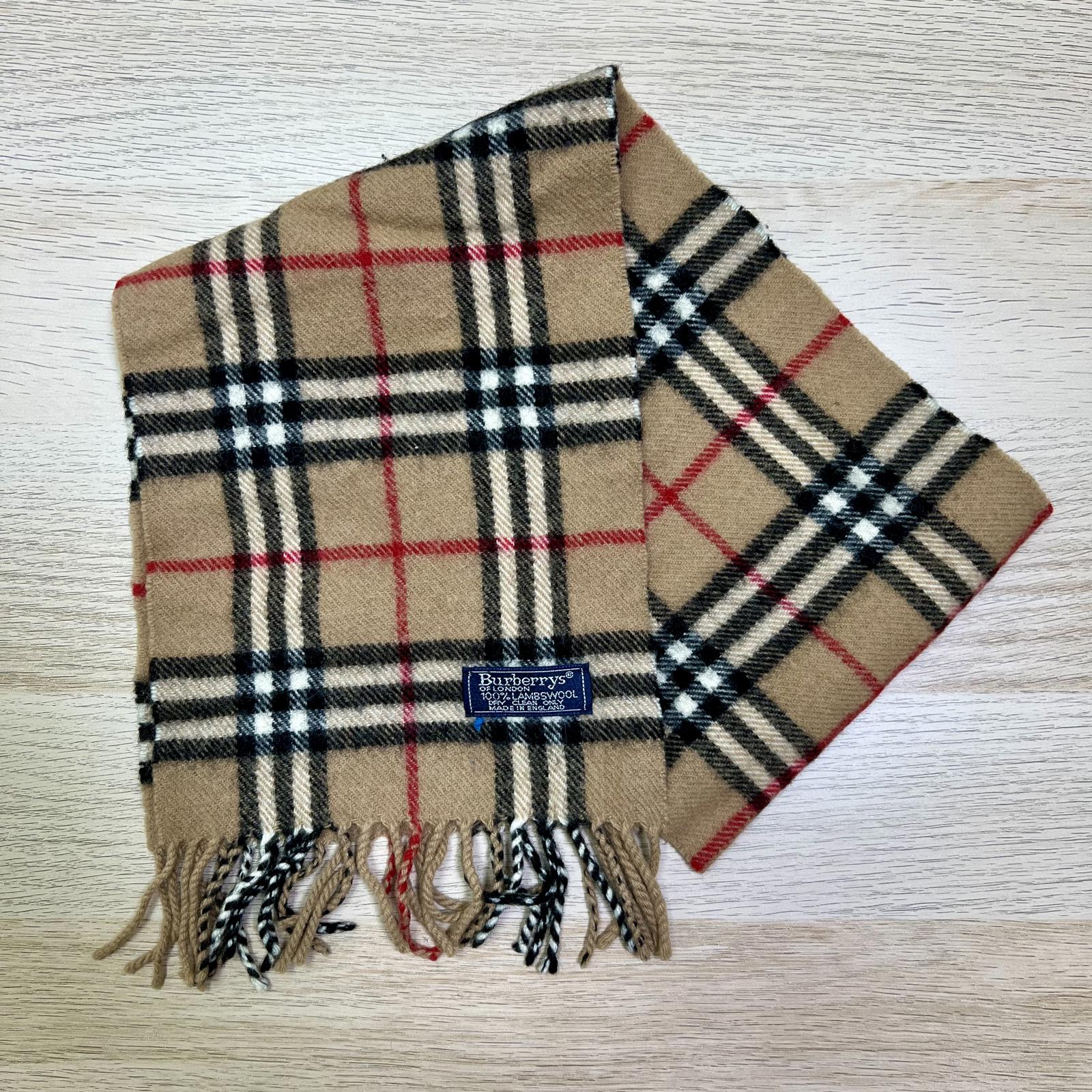 Vintage Burberrys 100% Lambswool Scarf