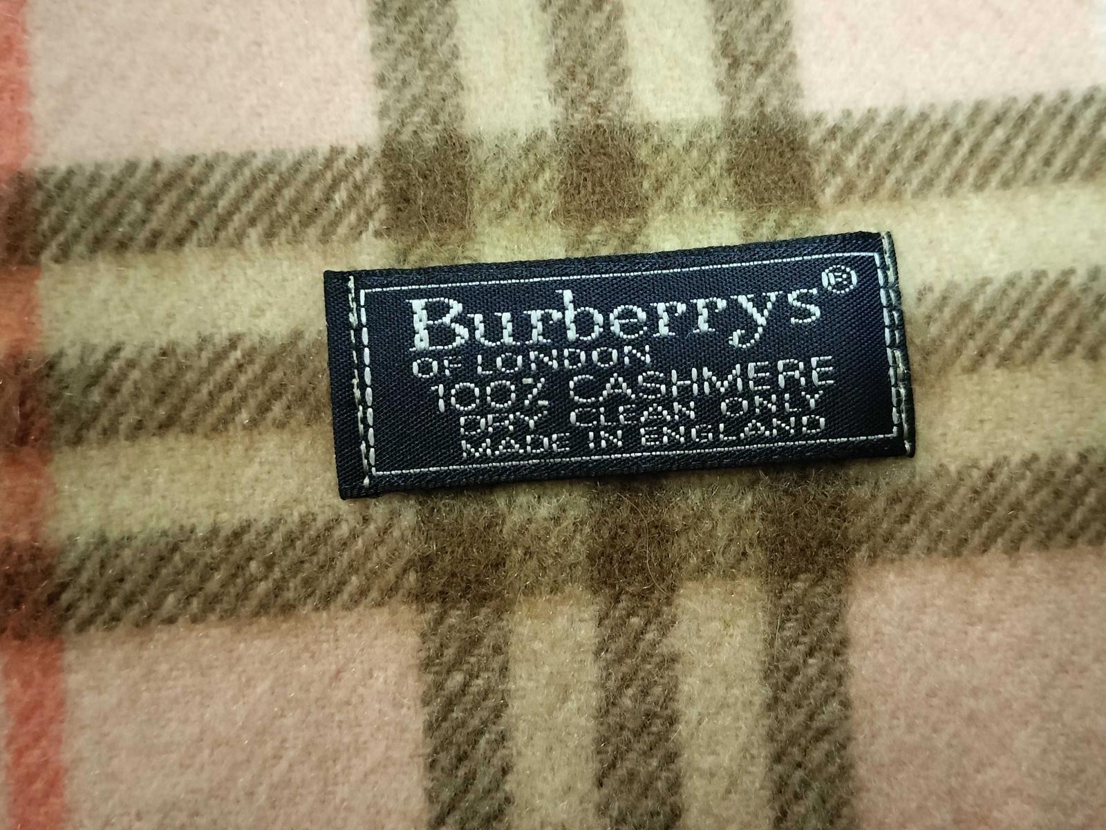 Vintage Burberry Scarf Set