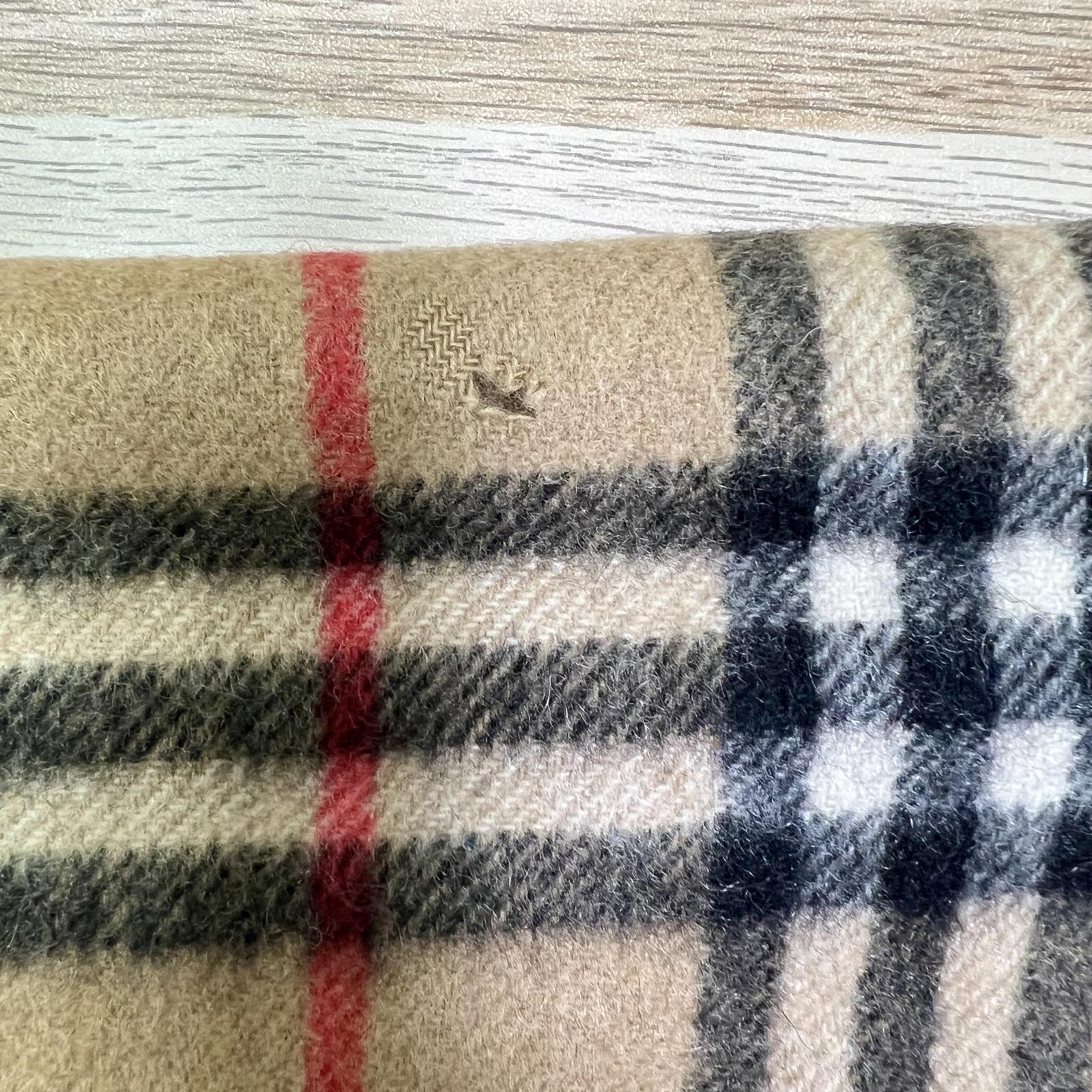 Vintage Burberrys 100% Cashmere Scarf