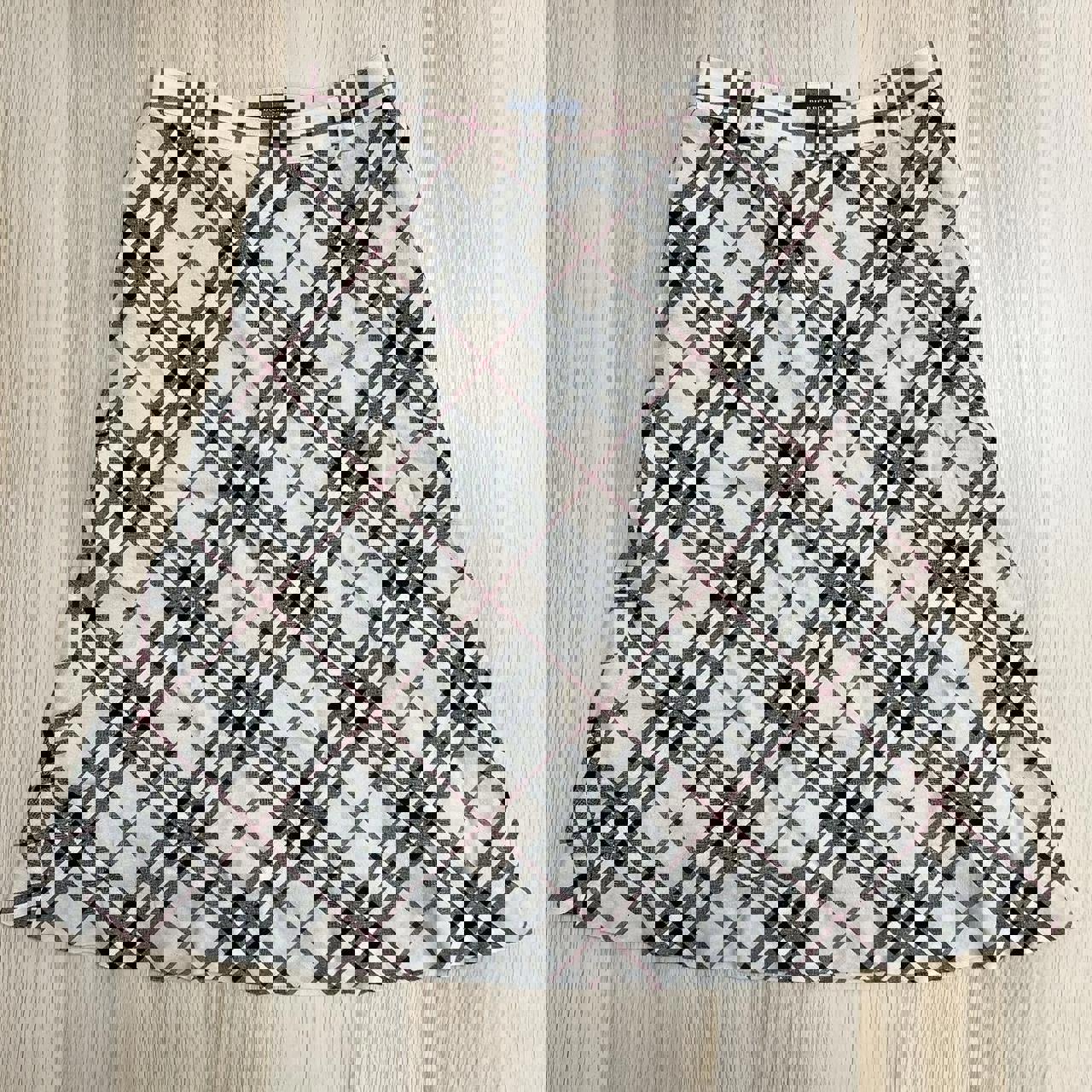 Burberry Women's Skirt