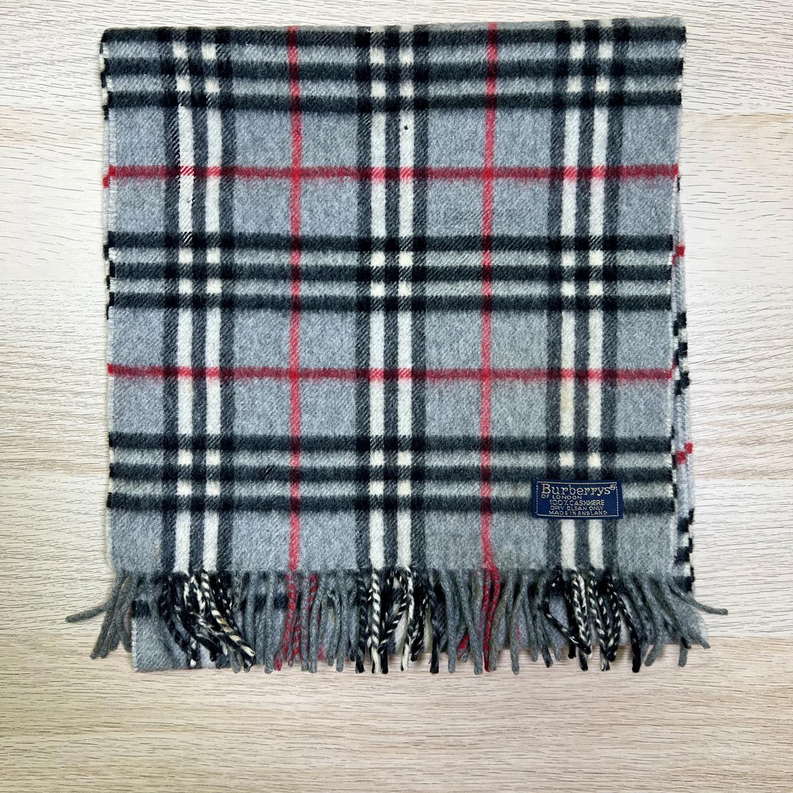Vintage Burberrys 100% Cashmere Scarf