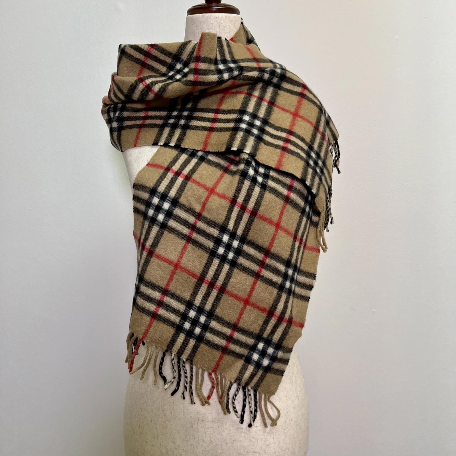 Vintage Burberrys 100% Cashmere Scarf