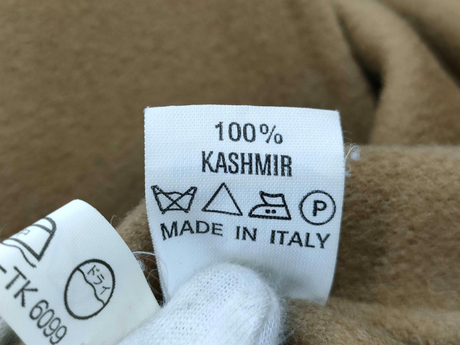 Loro Piana 100% Cashmere Coat