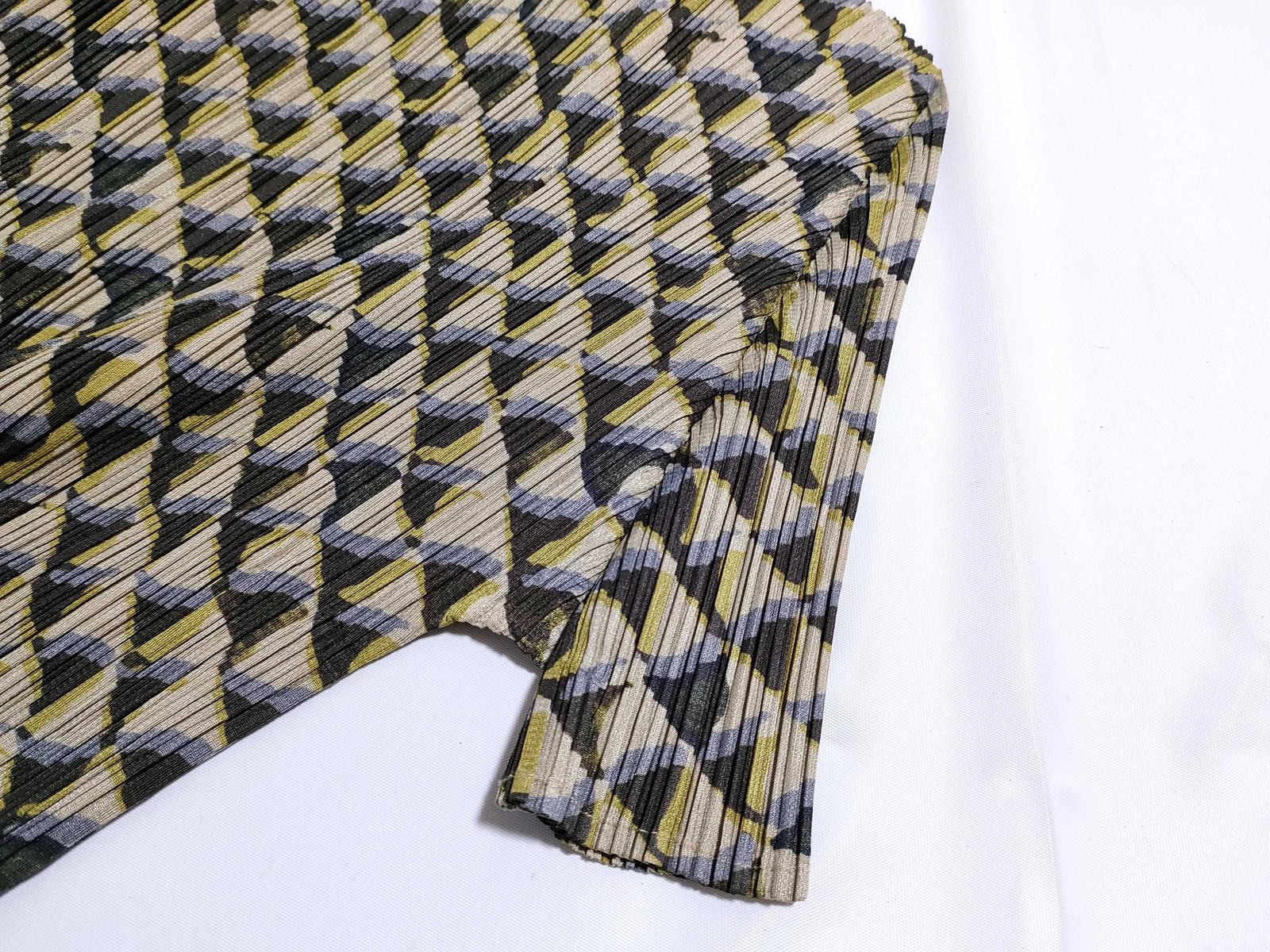 Pleats Please Issey Miyake Top