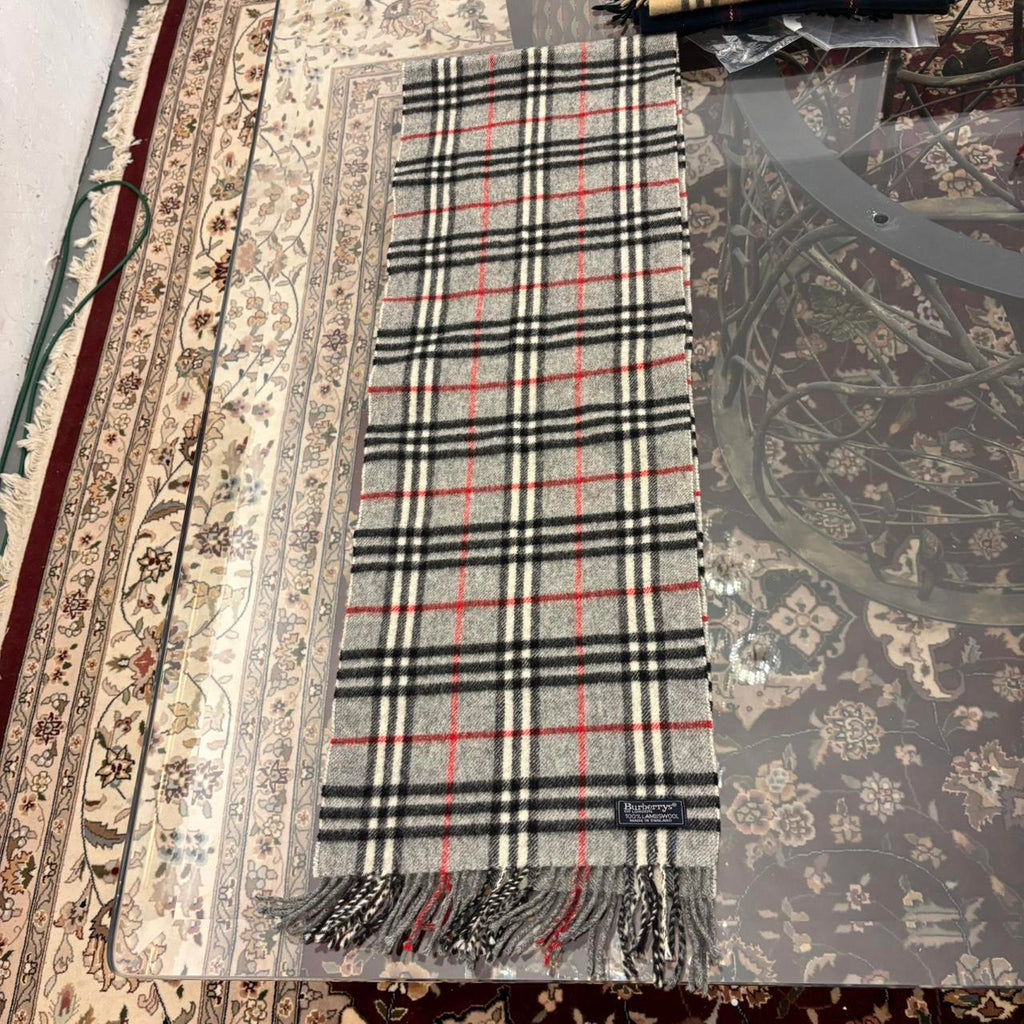 Burberry 100% Lambswool Noa Check Scarf