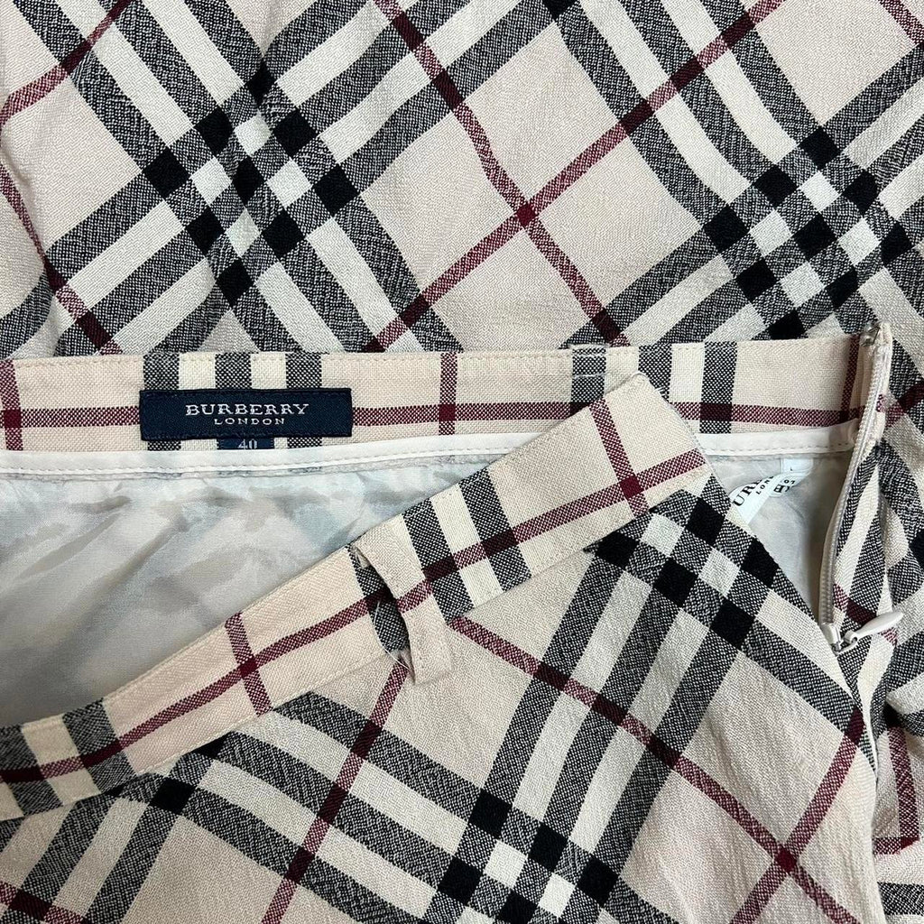 Burberry Women's Skirt