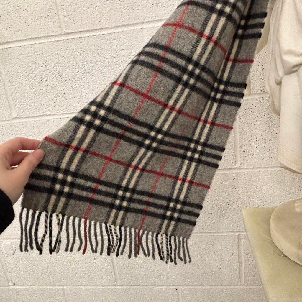 Burberry 100% Lambswool Noa Check Scarf