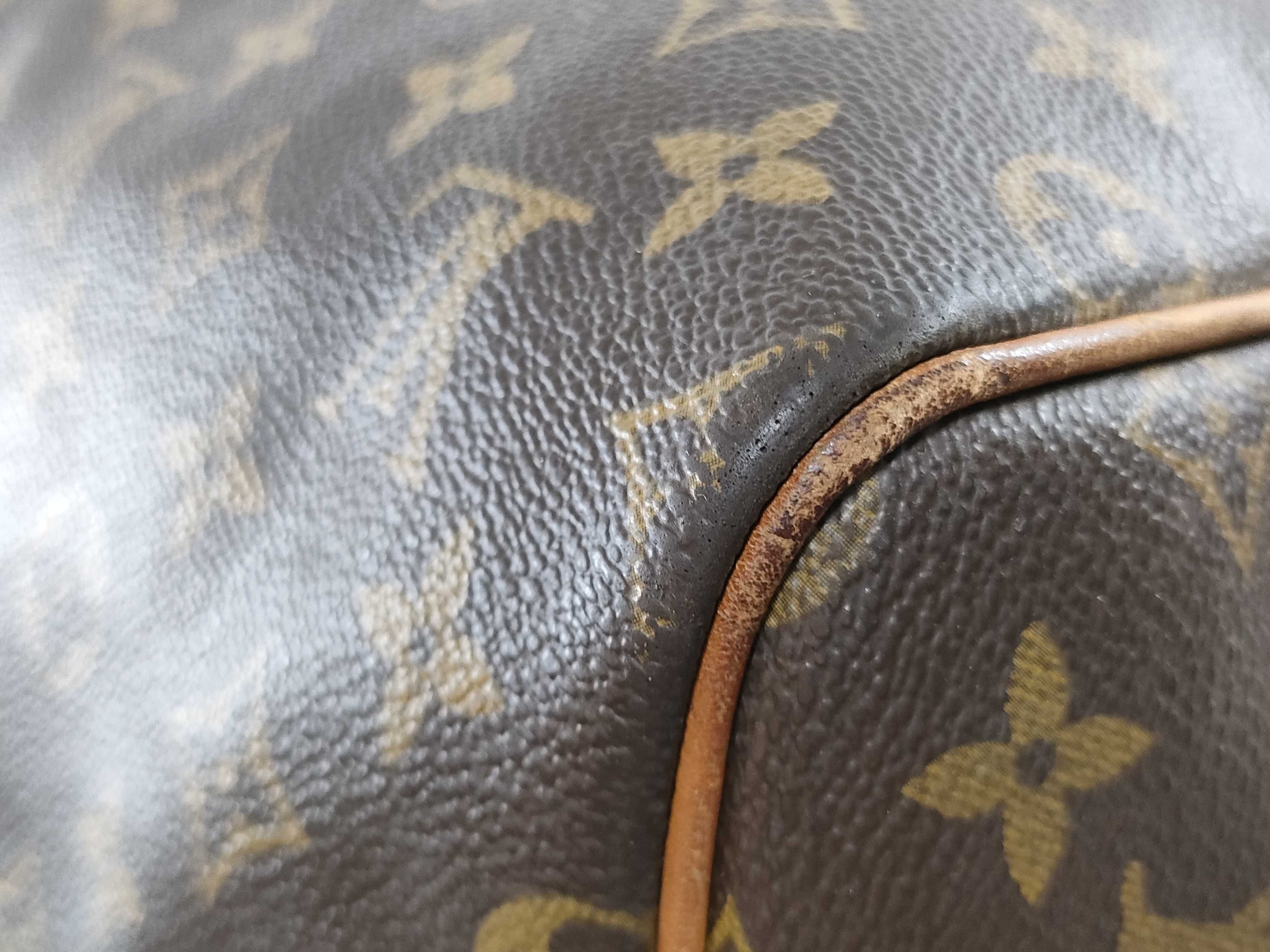 Louis Vuitton Keepall 55 Monogram Duffel Bag (M41424)