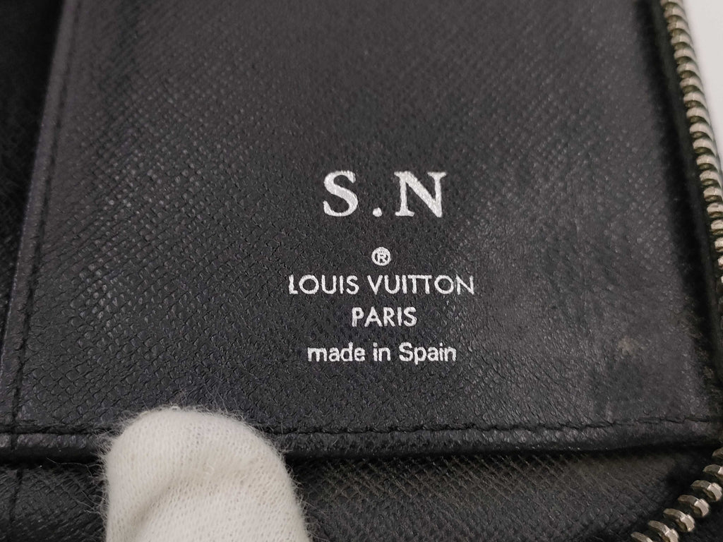 Louis Vuitton 2-Piece Wallet Set