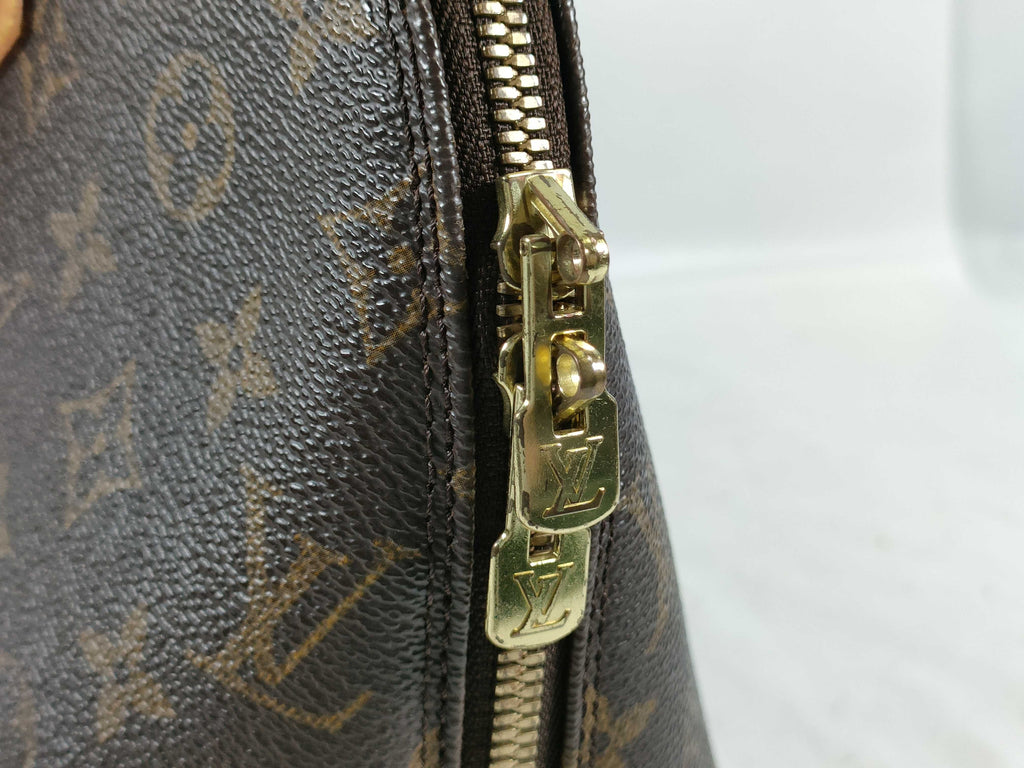 Louis Vuitton Monogram Alma MM Handbag (M40878)