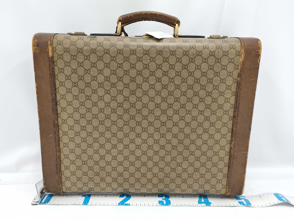Vintage Gucci GG Supreme Trunk Case
