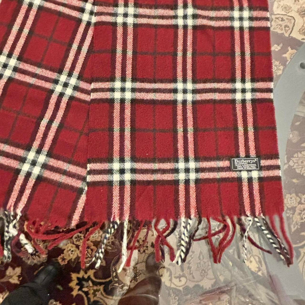 Burberry 100% Lambswool Nova Check Scarf