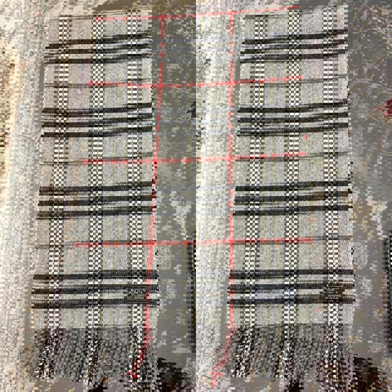 Burberry 100% Lambswool Noa Check Scarf