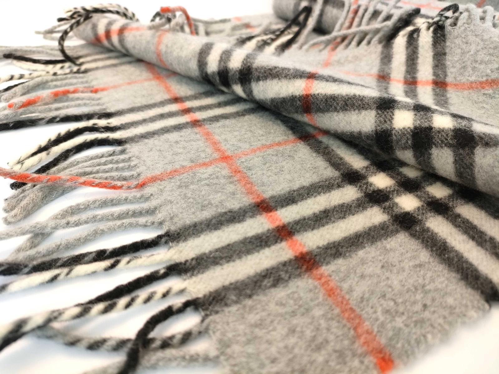 Burberry Scarf Set