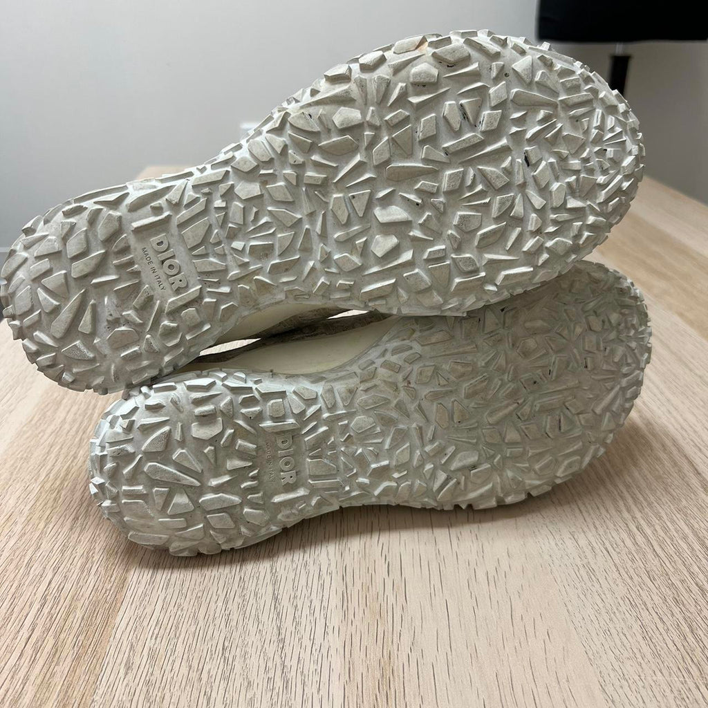 Christian Dior Men's White and Cream Trainer