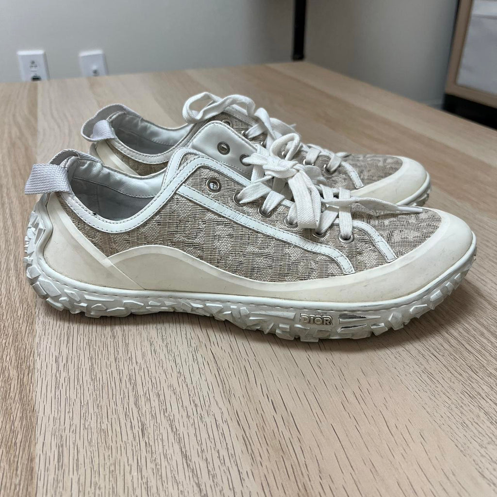 Christian Dior Men's White and Cream Trainer
